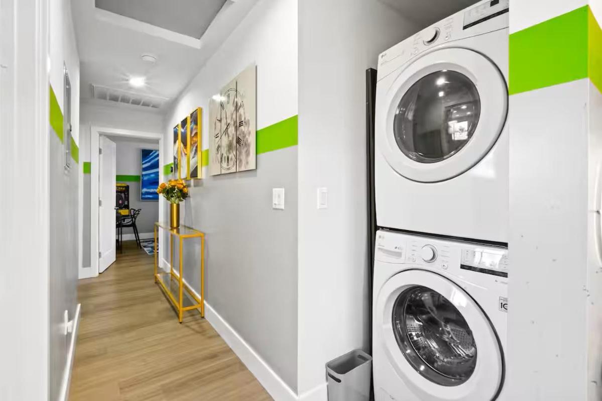 Appartement C- Vibrant And Glam Noho Pad Near U-studios And H-sign *